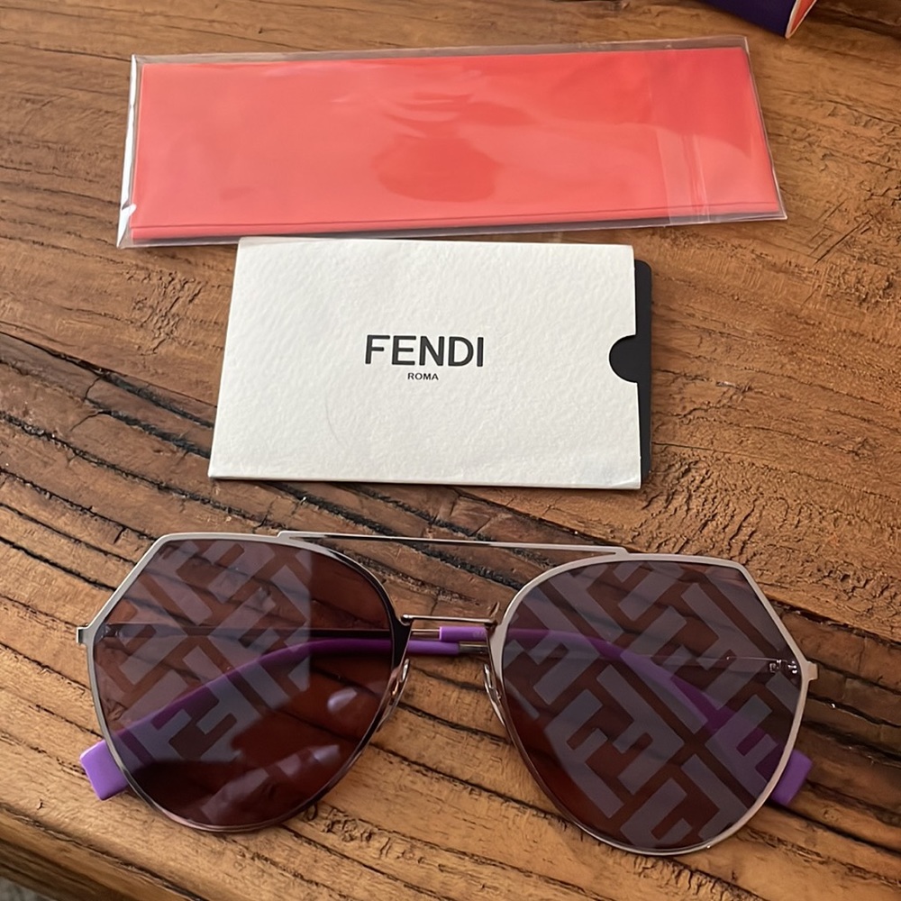 FENDI METAL SUNGLASSES